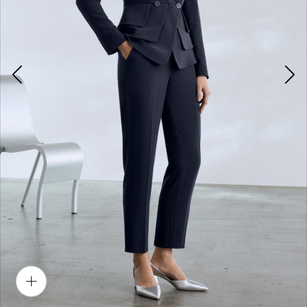 The Fold London Tavira Slim-Leg Navy Sophisticated Trousers, US Size2/4, UK8